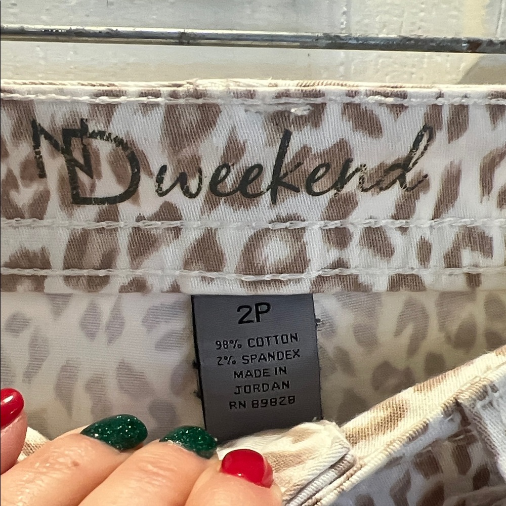 Chic Leopard Print Pants - Picture 5 of 9